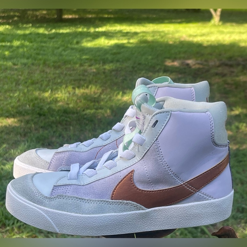 Nike metallic copper shoes